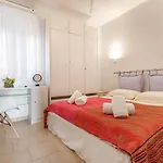 New Era 107 Menigos Apartment