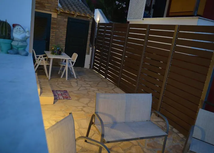 New Era 107 Menigos Appartement Glyfada (Corfu)